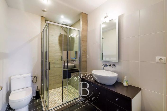 Image No.14-9 Bed House for sale