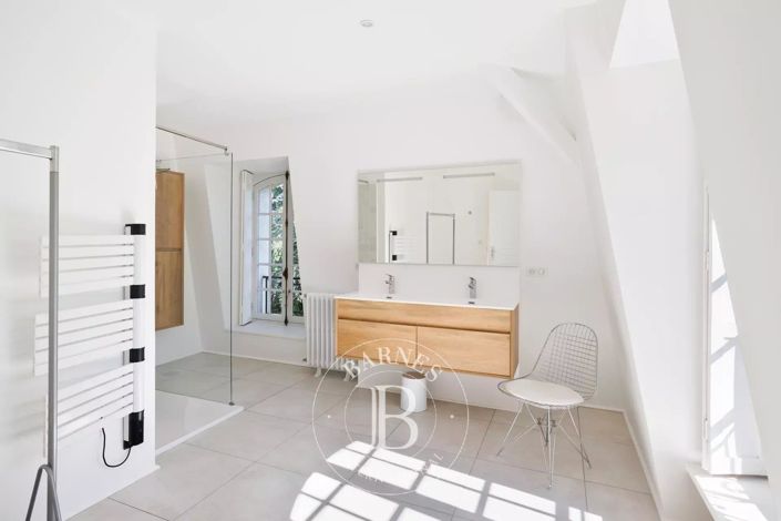 Image No.23-3 Bed House for sale