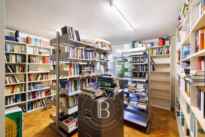 Image No.27-3 Bed House for sale