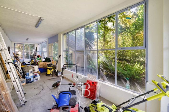 Image No.28-3 Bed House for sale