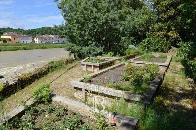 Image No.30-3 Bed House for sale