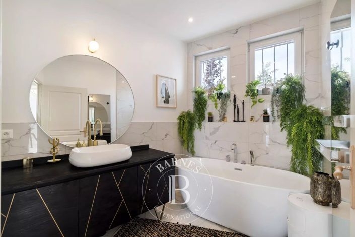 Image No.17-5 Bed House for sale