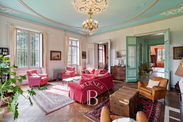 Image No.13-14 Bed House for sale