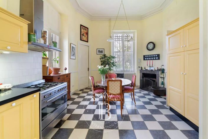 Image No.15-14 Bed House for sale