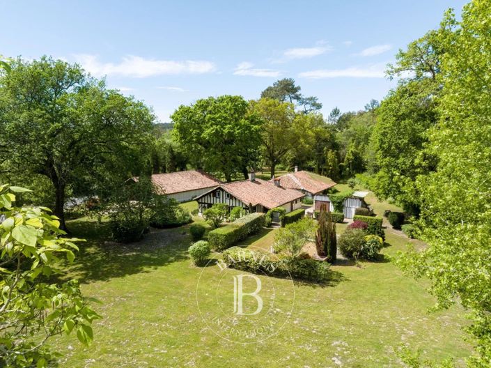 Image No.3-2 Bed House for sale