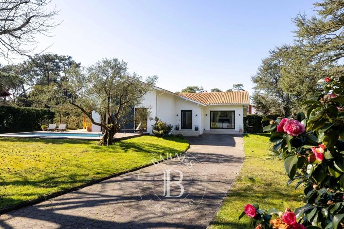 Image No.4-4 Bed House for sale