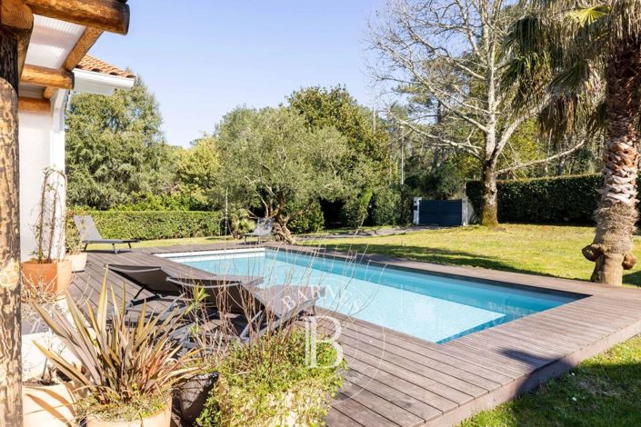 Image No.6-4 Bed House for sale