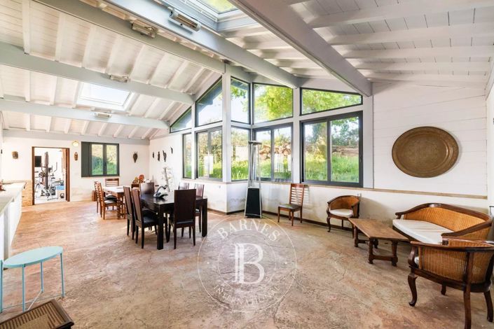 Image No.14-6 Bed House for sale