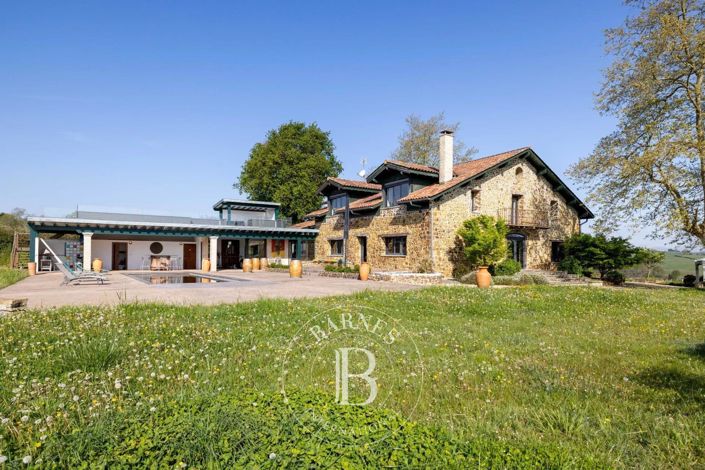 Image No.4-6 Bed House for sale