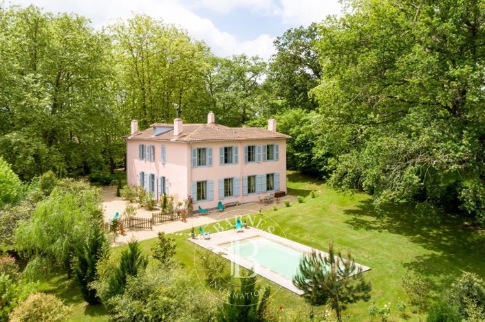 Image No.1-10 Bed House for sale