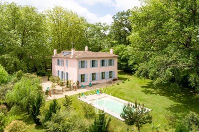 10 Bed House for sale