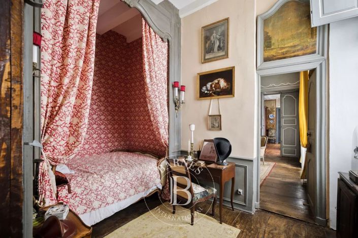 Image No.13-8 Bed House for sale