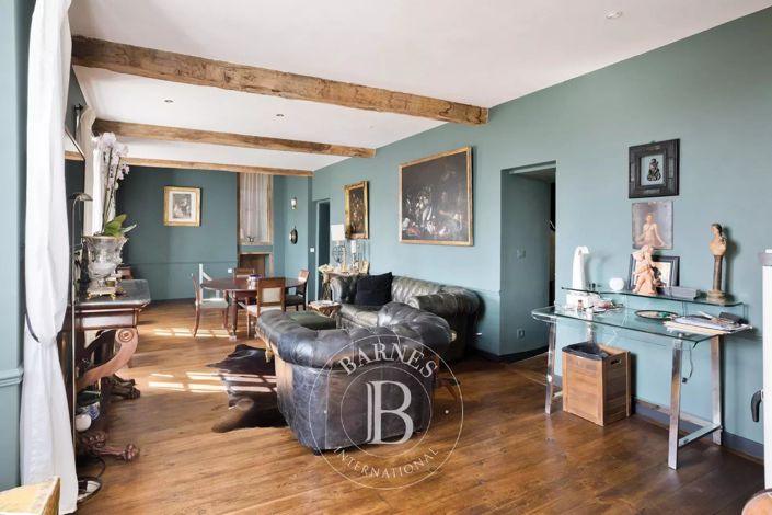 Image No.37-8 Bed House for sale