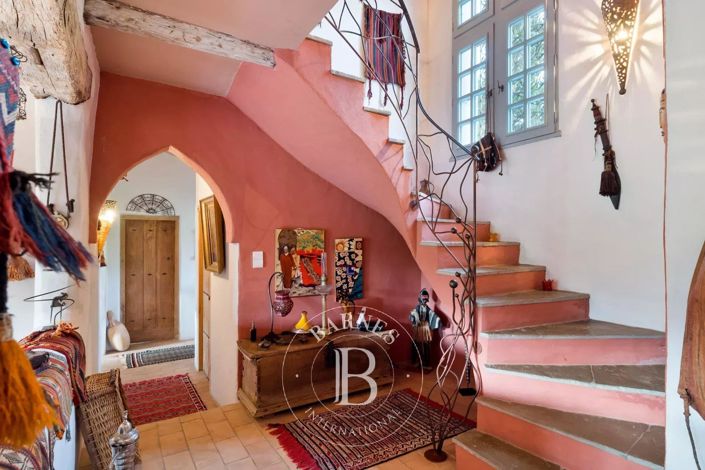 Image No.11-4 Bed House for sale