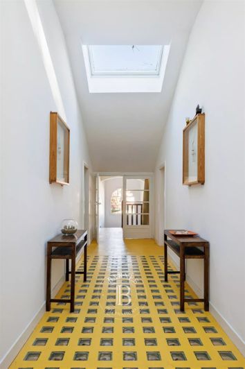 Image No.18-7 Bed House for sale