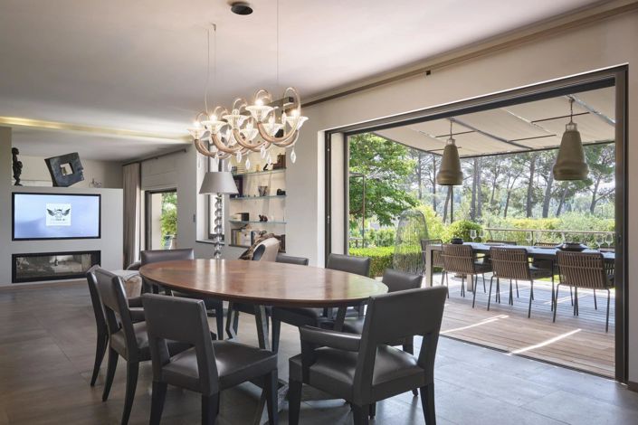 Image No.8-4 Bed House for sale