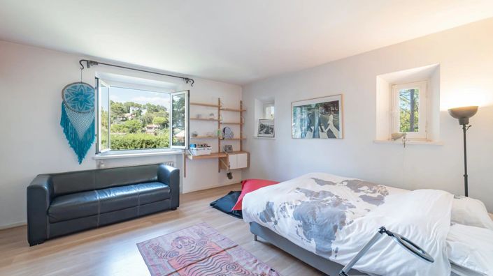 Image No.22-5 Bed House for sale