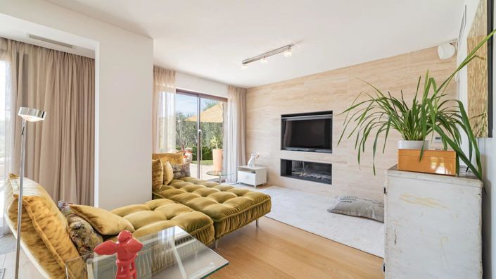 Image No.22-5 Bed House for sale