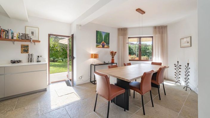 Image No.23-5 Bed House for sale