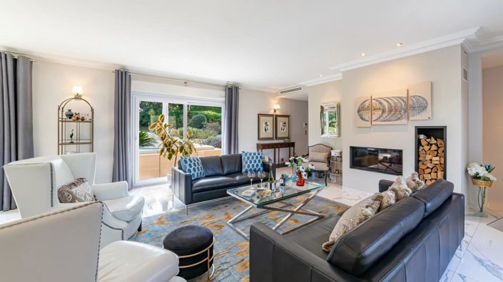 Image No.11-5 Bed House for sale