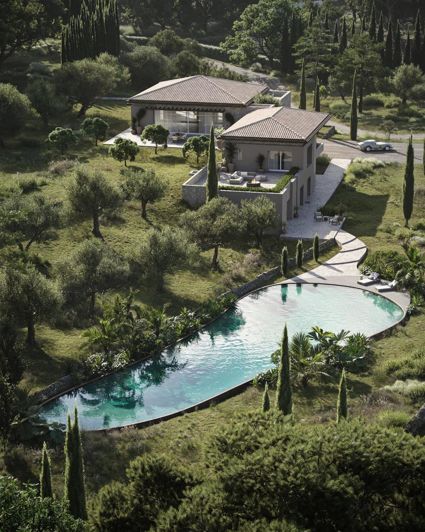 Image No.12-7 Bed House for sale