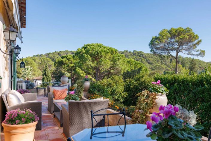 Image No.10-6 Bed House for sale