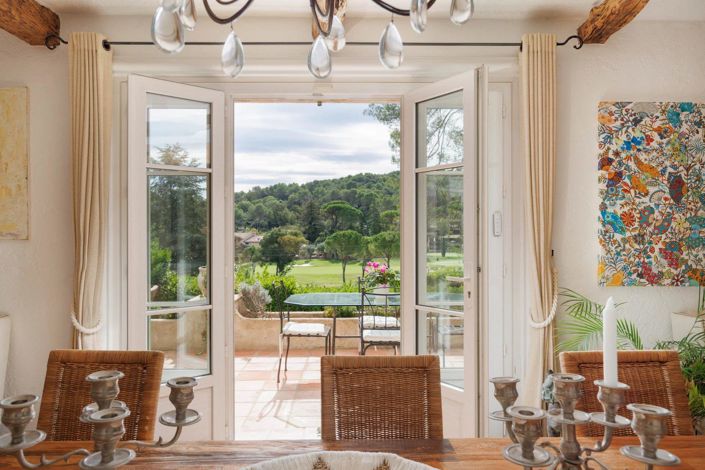 Image No.14-6 Bed House for sale