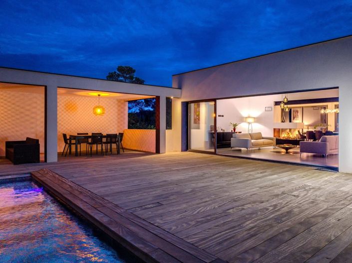 Image No.8-5 Bed House for sale