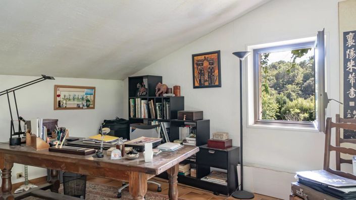 Image No.14-4 Bed House for sale