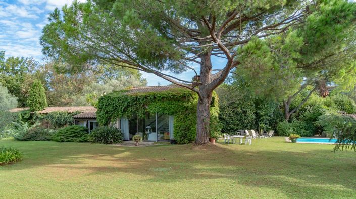 Image No.8-4 Bed House for sale