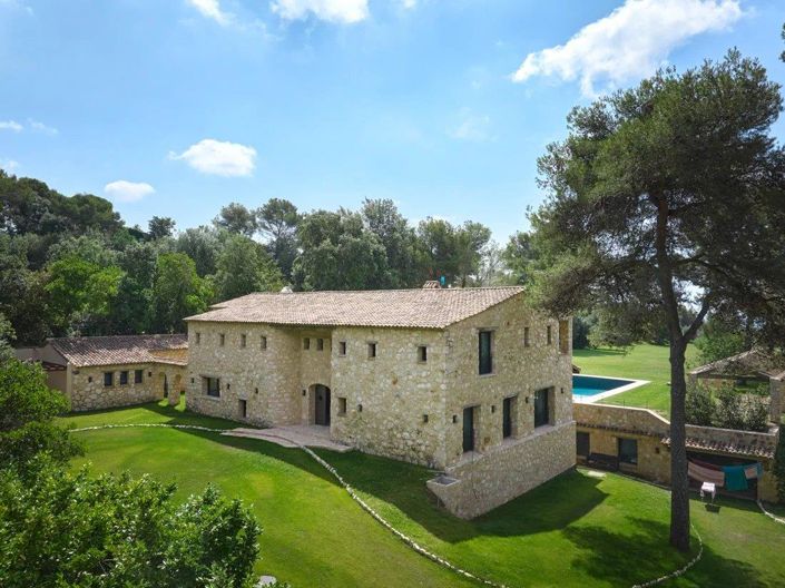 Image No.19-6 Bed House for sale