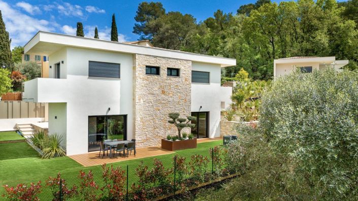 Image No.37-4 Bed House for sale