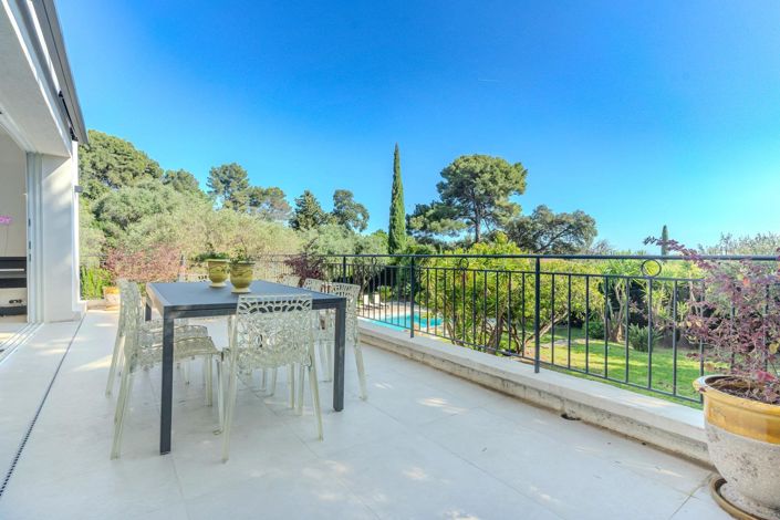 Image No.14-4 Bed House for sale