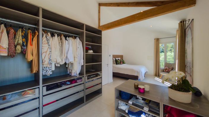 Image No.18-4 Bed House for sale