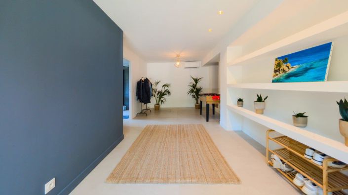 Image No.19-4 Bed House for sale