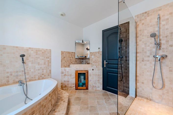 Image No.13-5 Bed House for sale