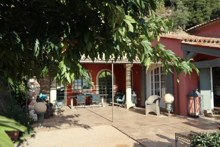 Image No.14-4 Bed House for sale