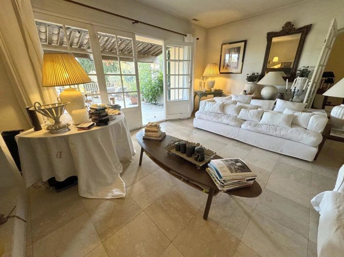 Image No.4-5 Bed House for sale