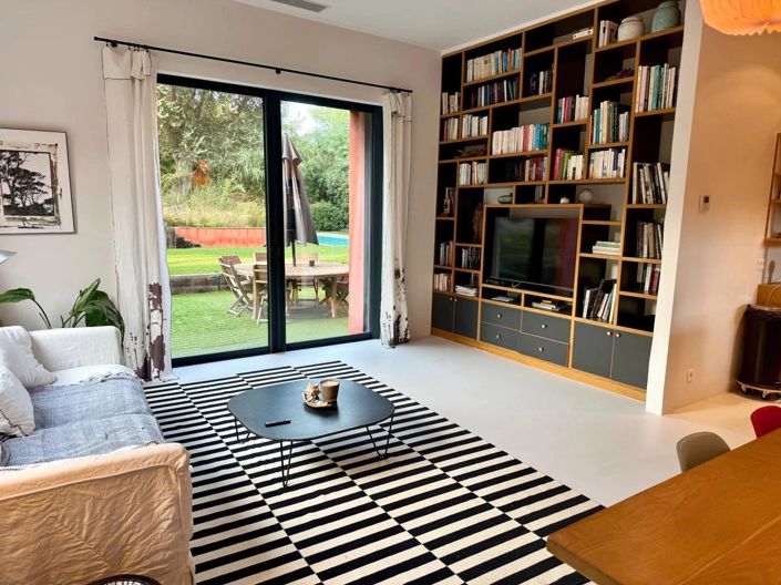 Image No.2-5 Bed House for sale