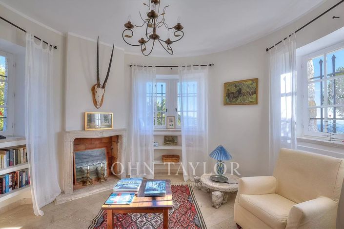 Image No.12-6 Bed House for sale