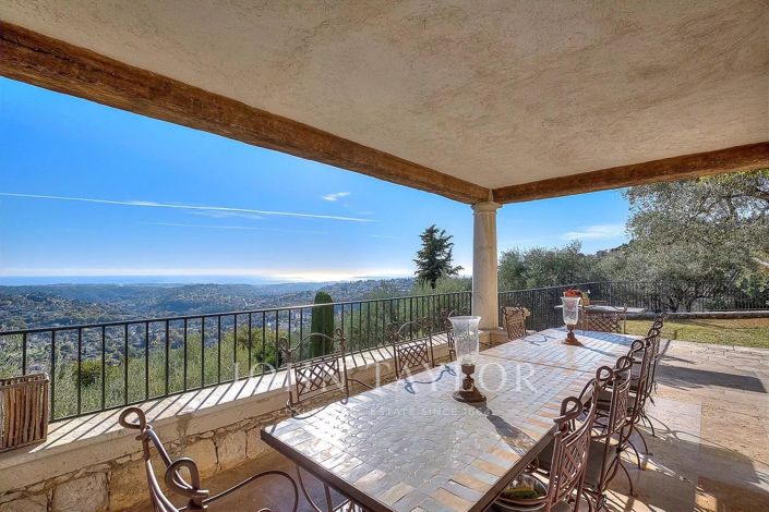 Image No.15-6 Bed House for sale