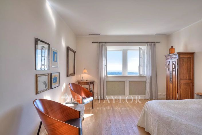 Image No.22-6 Bed House for sale