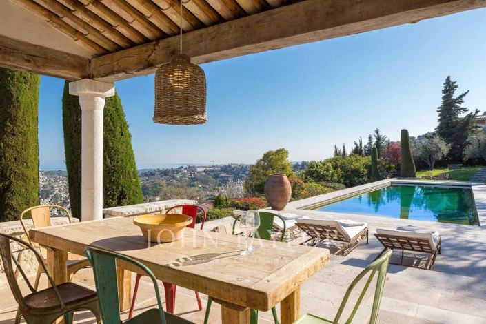 Image No.5-6 Bed House for sale