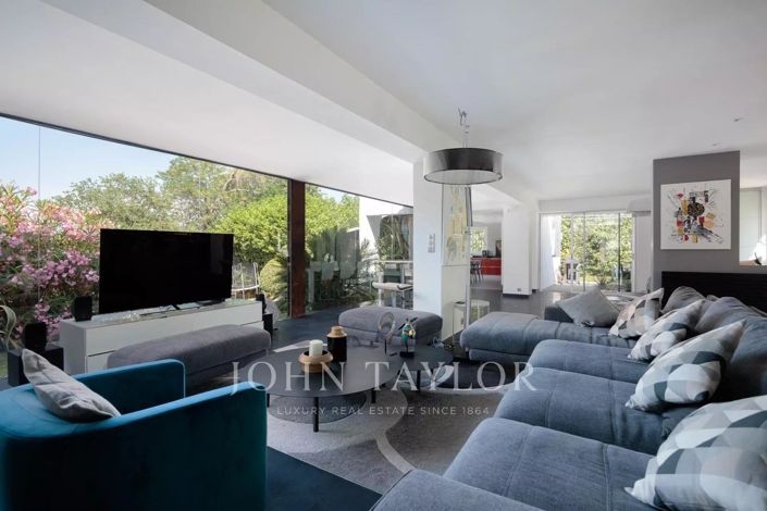 Image No.4-7 Bed House for sale