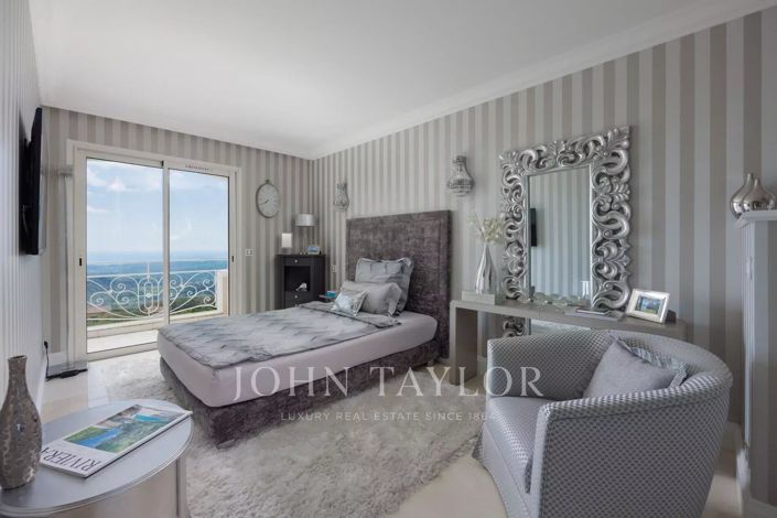 Image No.7-4 Bed House for sale