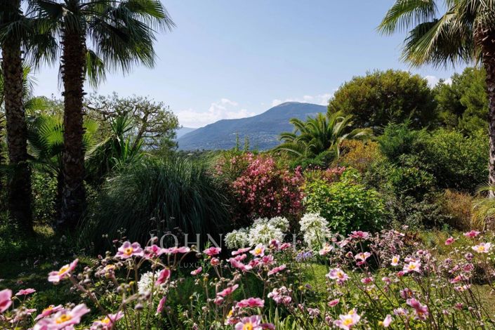 Image No.17-5 Bed House for sale