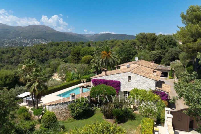 Image No.2-5 Bed House for sale