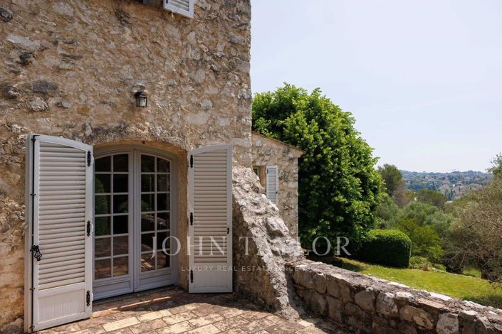 Image No.10-5 Bed House for sale