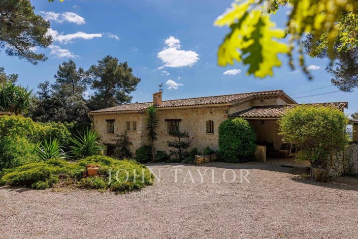 Image No.11-4 Bed House for sale