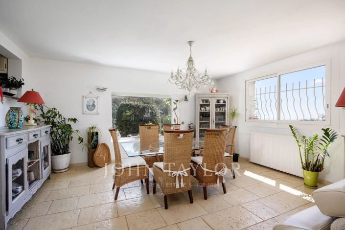 Image No.7-4 Bed House for sale